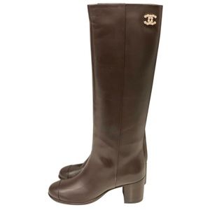 Chanel 2020 20 A Season brown boots new with box
